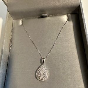 1/2CTTW WG PEAR PDT Diamond necklace.